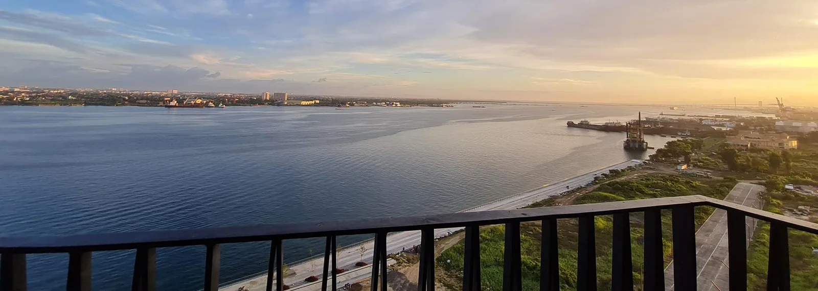 View over Mactan Channel near Mandani Bay